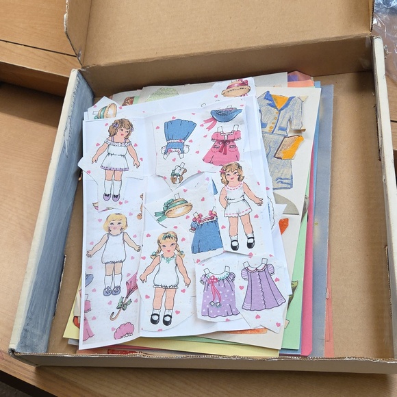 Huge Lot Vintage Paper Doll Clothes-1950s Starlets & Fashion-Whitman/Merrill - Picture 13 of 13